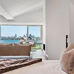 Harbourview Apartment