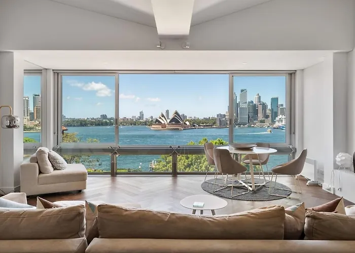 Harbourview Apartment